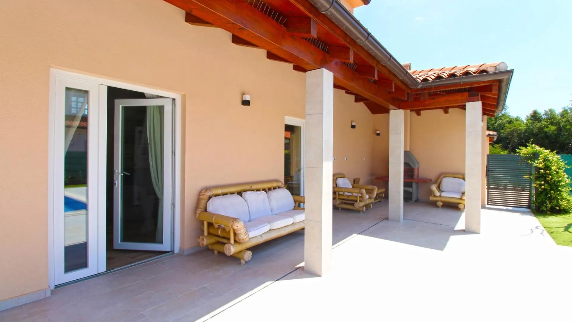 Villa Rose 2352 Pula Croatia